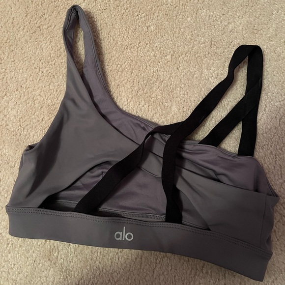 NWOT! Alo Yoga ‘Repose Strappy Asymmetric Sports Bra’ - Picture 5 of 6